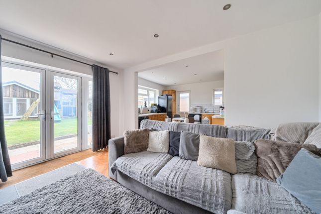 48 Lane End Road, Bognor Regis photo 2