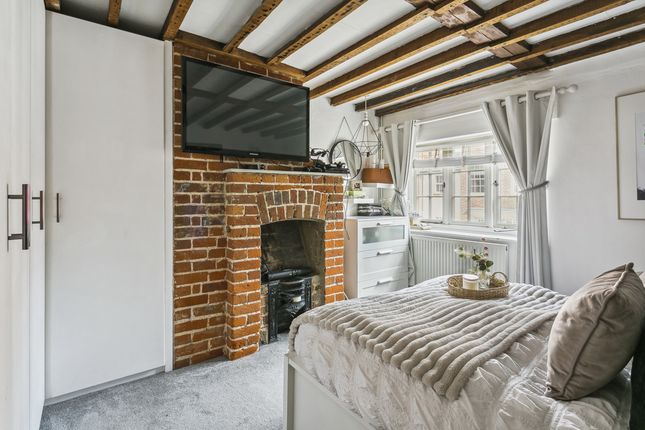 Cottage for sale in Chapel Street, Marlow