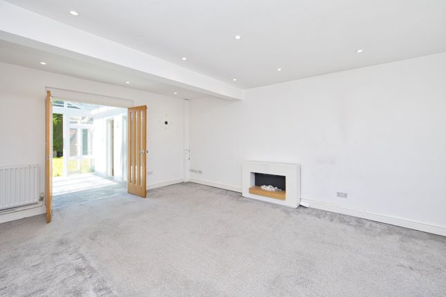 36, Densole Way, Folkestone photo 4