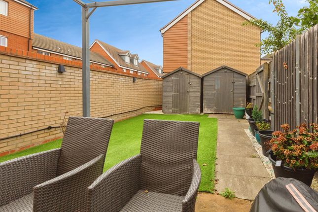 43, Theedway, Leighton Buzzard photo 4