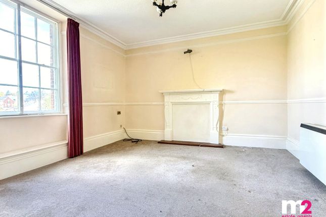 Pegasus Court, Flat 12, Mill Street, Abergavenny photo 3