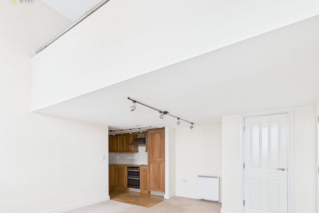 108, Highcroft Hall, Birmingham photo 2