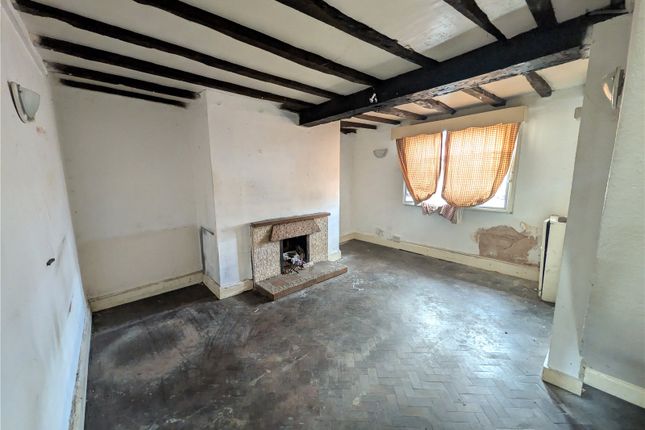 18, Vineyard Road, Telford photo 3