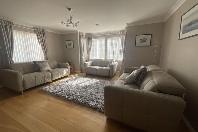 8, Hen Felin, Ammanford photo 2