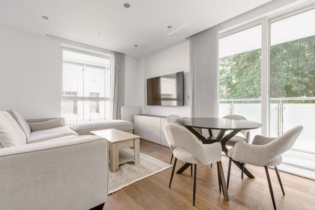 Thumbnail Flat to rent in Chancery House, Levett Square