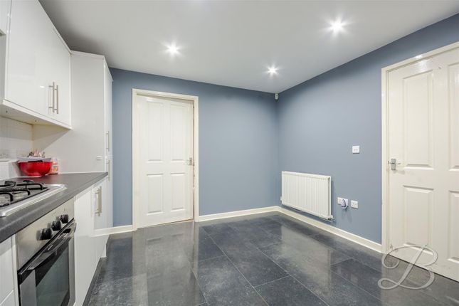 64, Church Drive, Mansfield photo 3