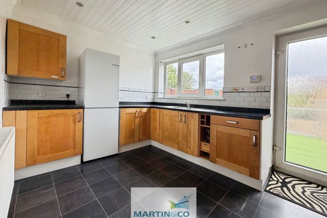 106, Anston Avenue, Worksop photo 3