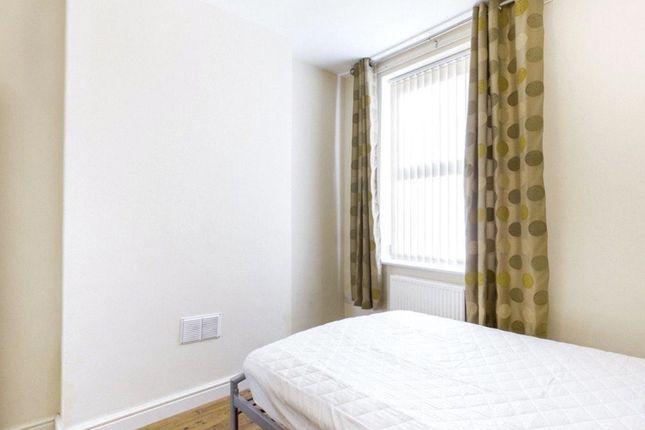 20, Alexander Street, Cardiff photo 4