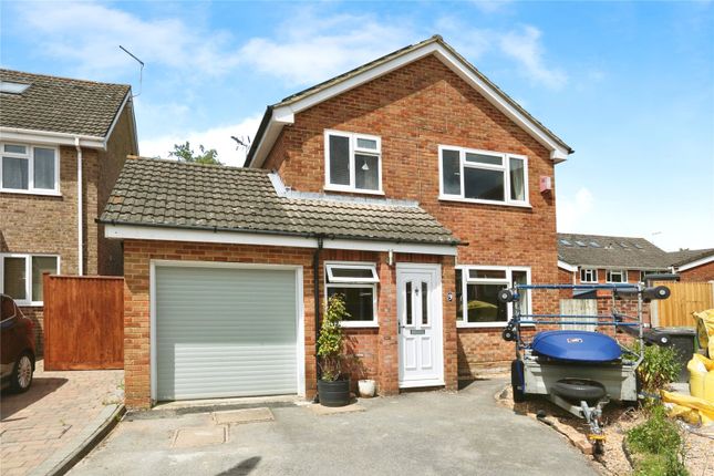 Thumbnail Detached house for sale in Reynolds Road, Fair Oak, Eastleigh, Hampshire