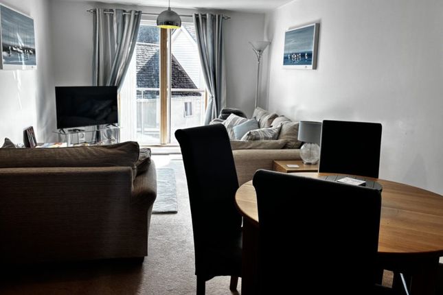 53, Honeycombe Beach, Bournemouth photo 3