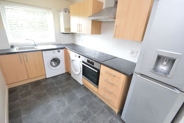 42 Broomfield Drive, Stockport photo 2