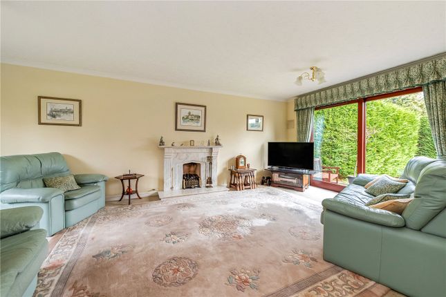 2, Parsonage Close, Hampshire photo 4
