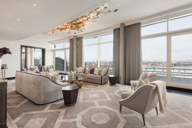 Flat for sale in Pavilion Apartments, St. Johns Wood Road, London