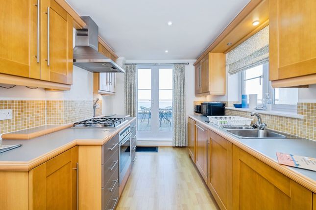 13, Compass Point, Carbis Bay photo 3