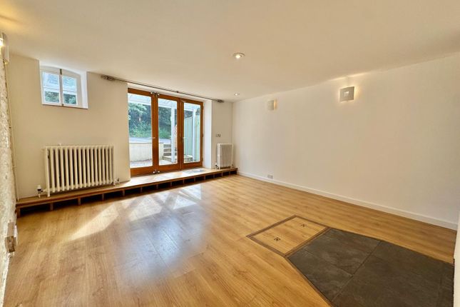 Magnolia Cottage, Cedars Road, Torquay photo 3
