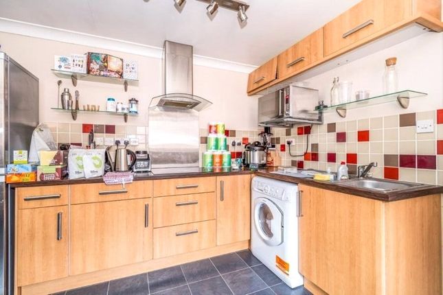 Flat for sale in Portswood Road, Southampton, Hampshire