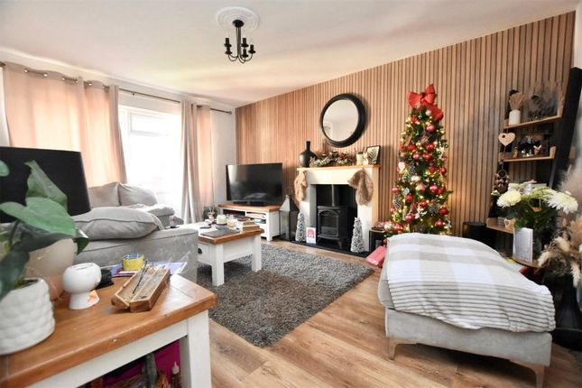 35, Wellington Court, Lancashire photo 2