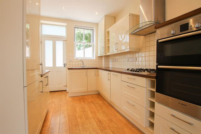 1, Fairycroft Road, Saffron Walden photo 2