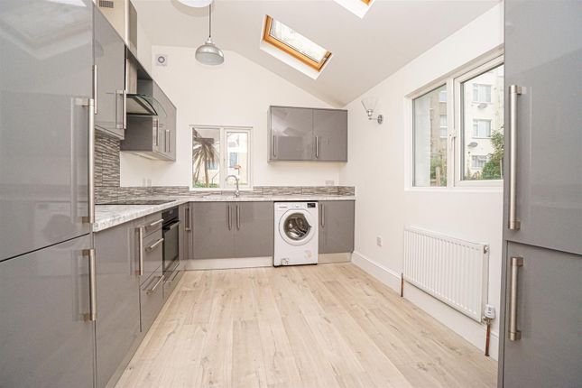 Upper Maisonette 11, Mann Street, Hastings photo 2