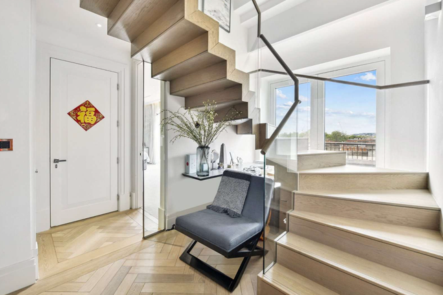 56 Drake House, London photo 5