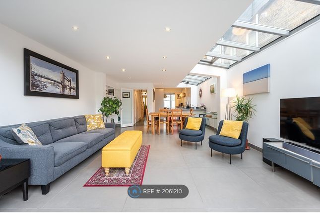 Thumbnail Terraced house to rent in Purves Road, London