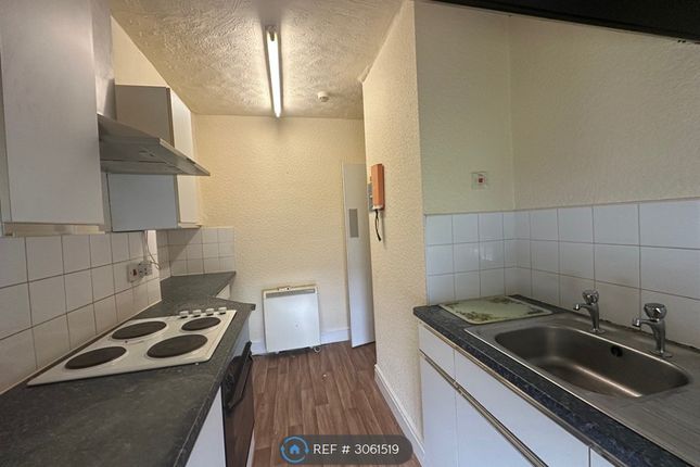 Flat, Chepstow Road, Newport photo 2