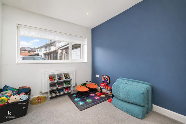 8, Birch Close, Accrington photo 4