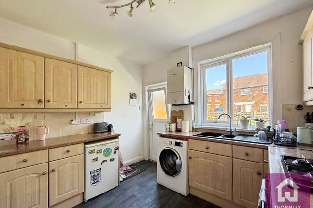 51, Windsor Avenue, Oldham photo 5