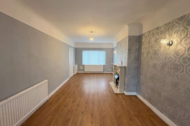 19, Weston Grove, Maghull photo 5