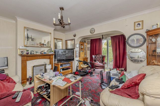 76 Park Road, Stoke-On-Trent photo 3