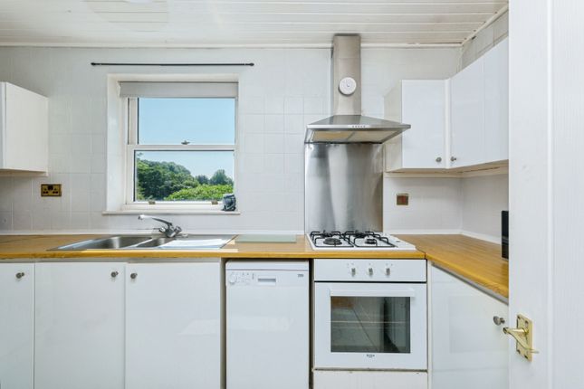 Flat 16/Keppochhill Court 7a, Keppochhill Road, Glasgow photo 2