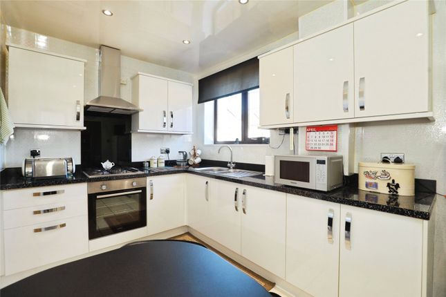 96, Longridge, Cheshire photo 3