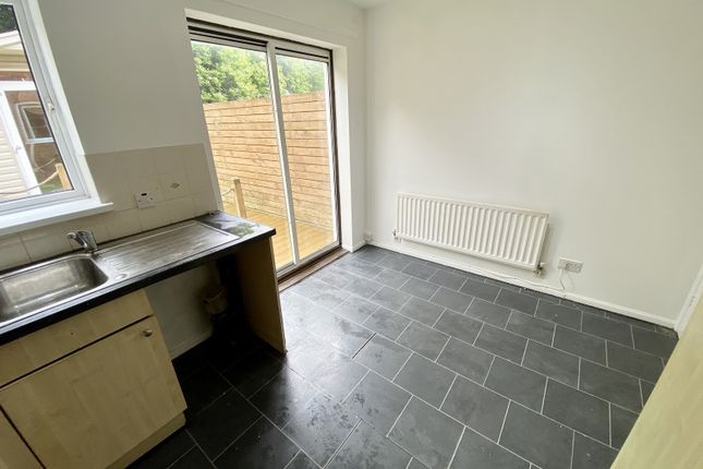 6, Heol Y Cyw, Swansea photo 4