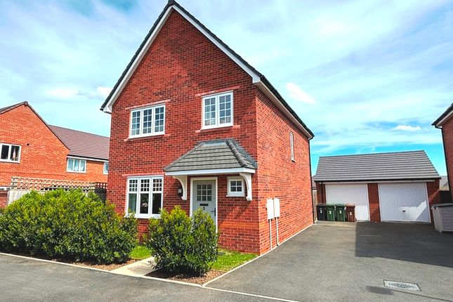 Thumbnail Detached house for sale in Taylor Gardens, Evesham