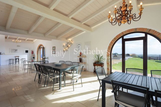 Country house for sale in Viale Marconi, Roccastrada, Toscana