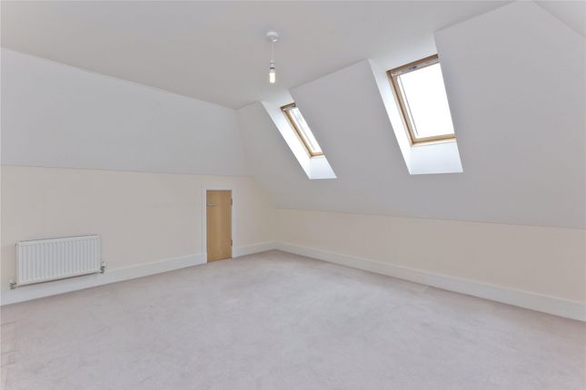 Purbeck Lodge, 24a, Castle Road, Surrey photo 4