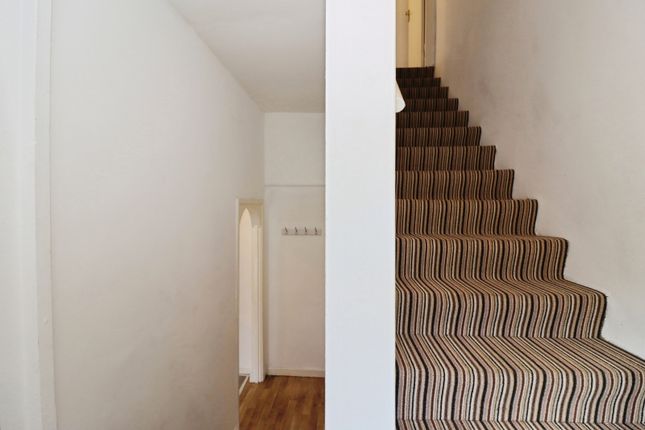 Flat, 3, Chelford Grove, Bristol photo 4