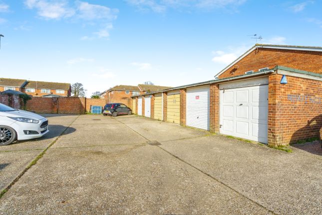 Flat for sale in Markfield, Bognor Regis, West Sussex