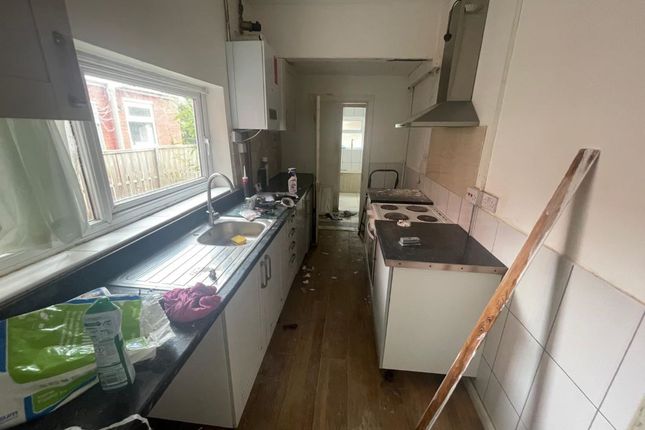 33. Princes Crescent Edlington, Doncaster photo 3