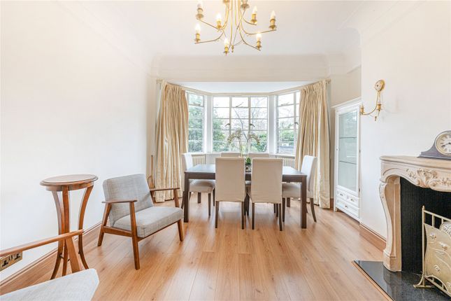 Flat for sale in Hyde Park Place, Bayswater, London W2