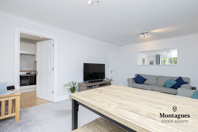 Flat for sale in Addison Court, Epping