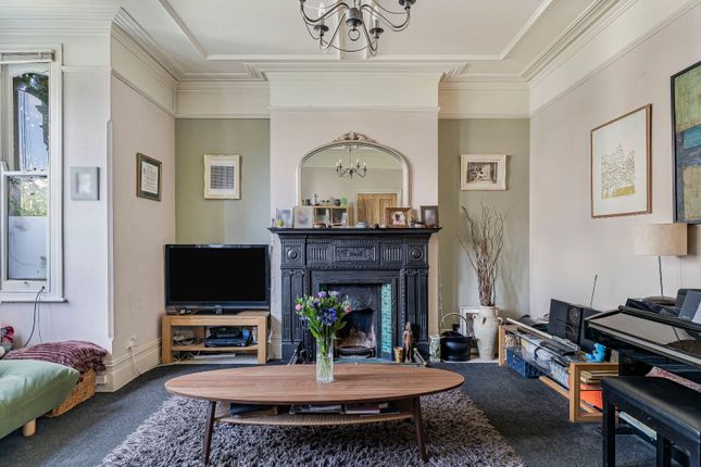 47, Birch Grove, London photo 4