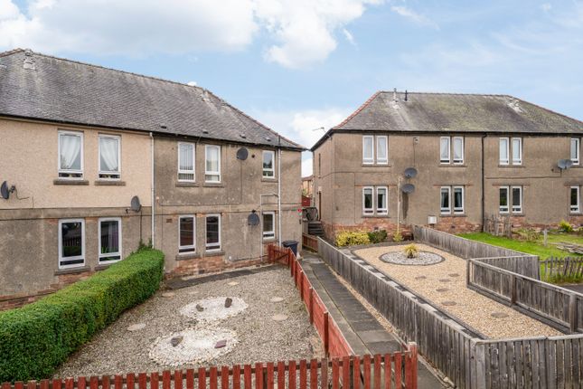 2-bed flat on Scott Street, Dunfermline, £110,000