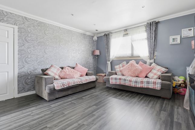 72, Acredyke Road, Glasgow photo 4