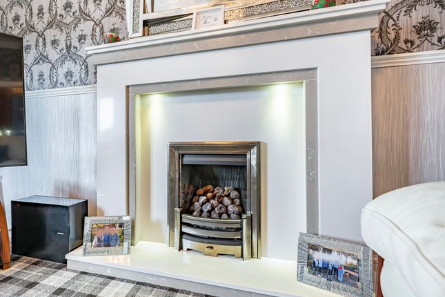 87 Dukes Road, Burnside, Glasgow photo 4