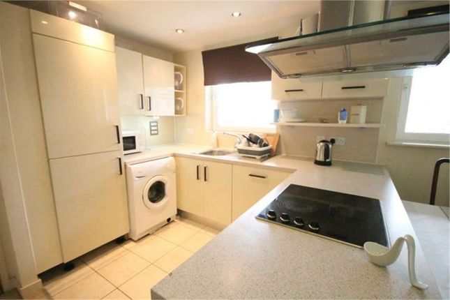 27 Sharpthorn court, 2 Fleet Street, Brighton photo 2