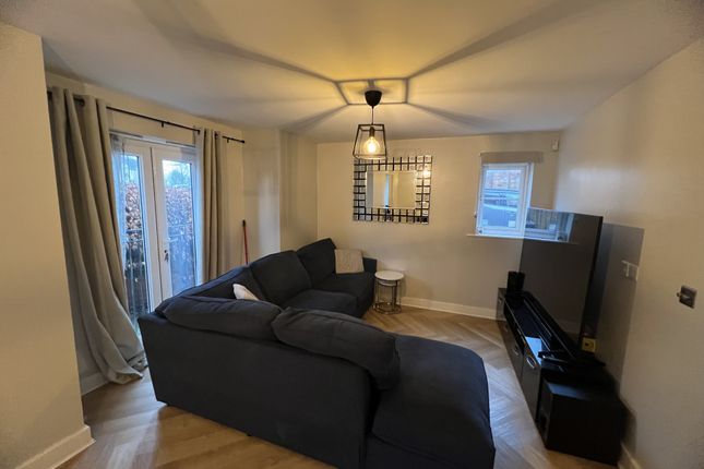142 Queen Mary Road, Sheffield photo 4