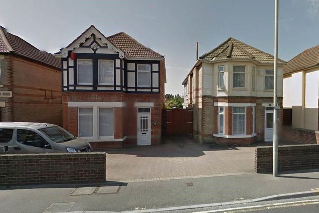 Thumbnail Studio to rent in Ashley Road, Parkstone, Poole
