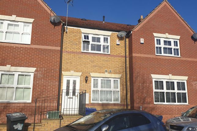 1 Bedroom Town House For Rent