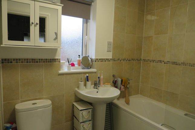 End terrace house for sale in Birds Close, Middle Path, Crewkerne
